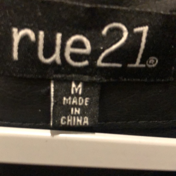 Rue 21 vegan Moto jacket with “quilting” detail on the sleeves. M.  no rips. - Picture 6 of 7